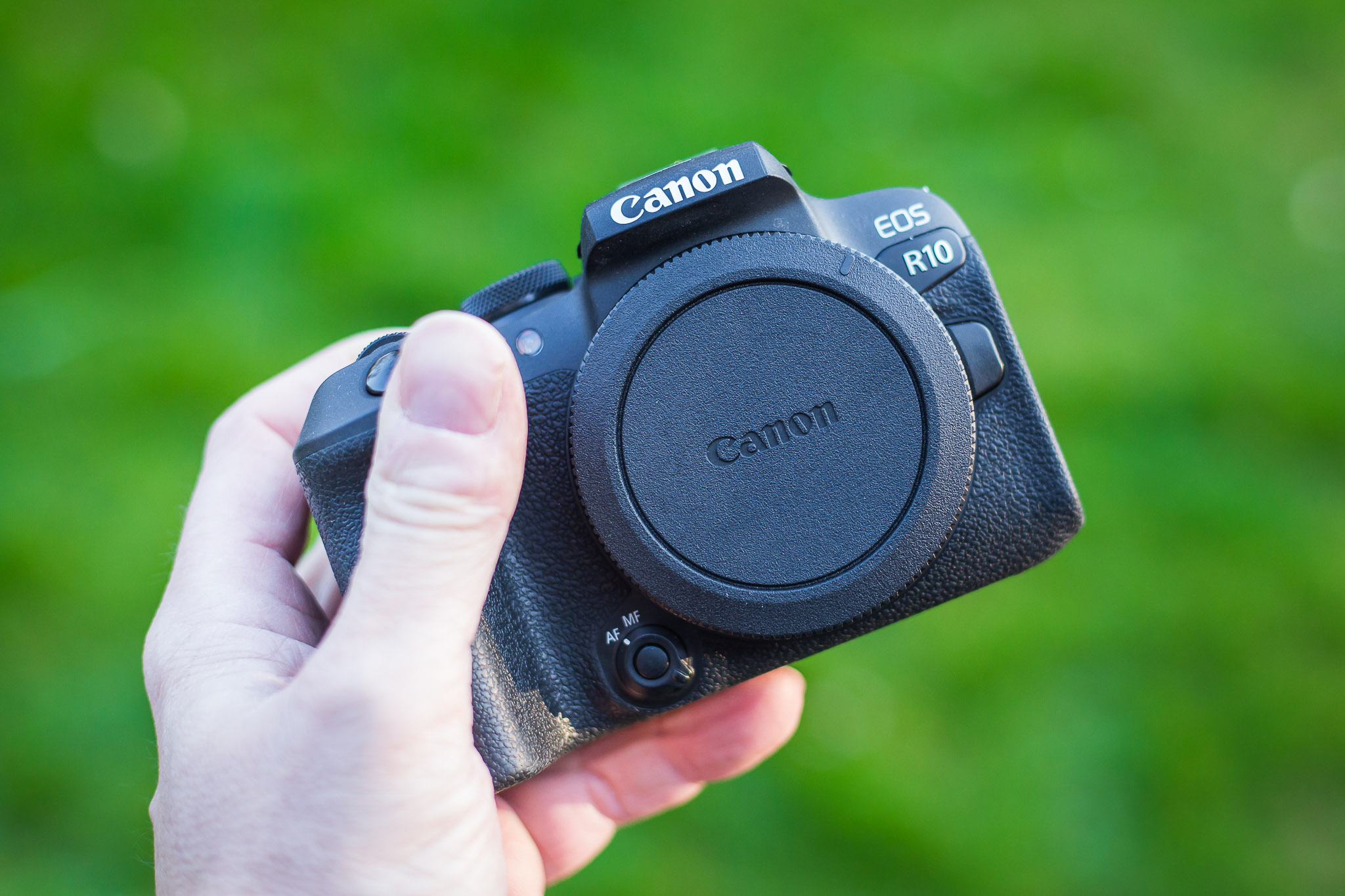 Canon EOS R10 image 4