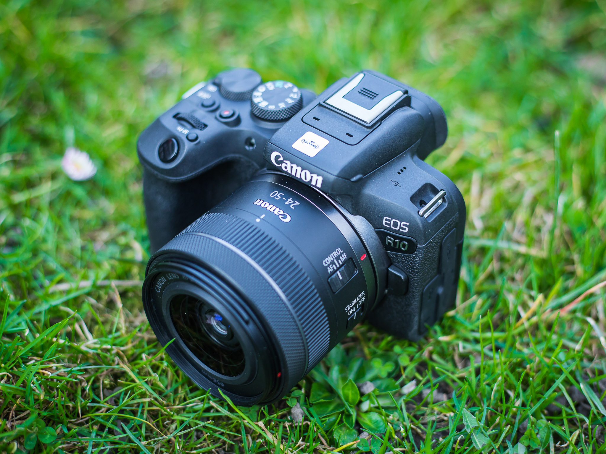 Canon EOS R10 image 11