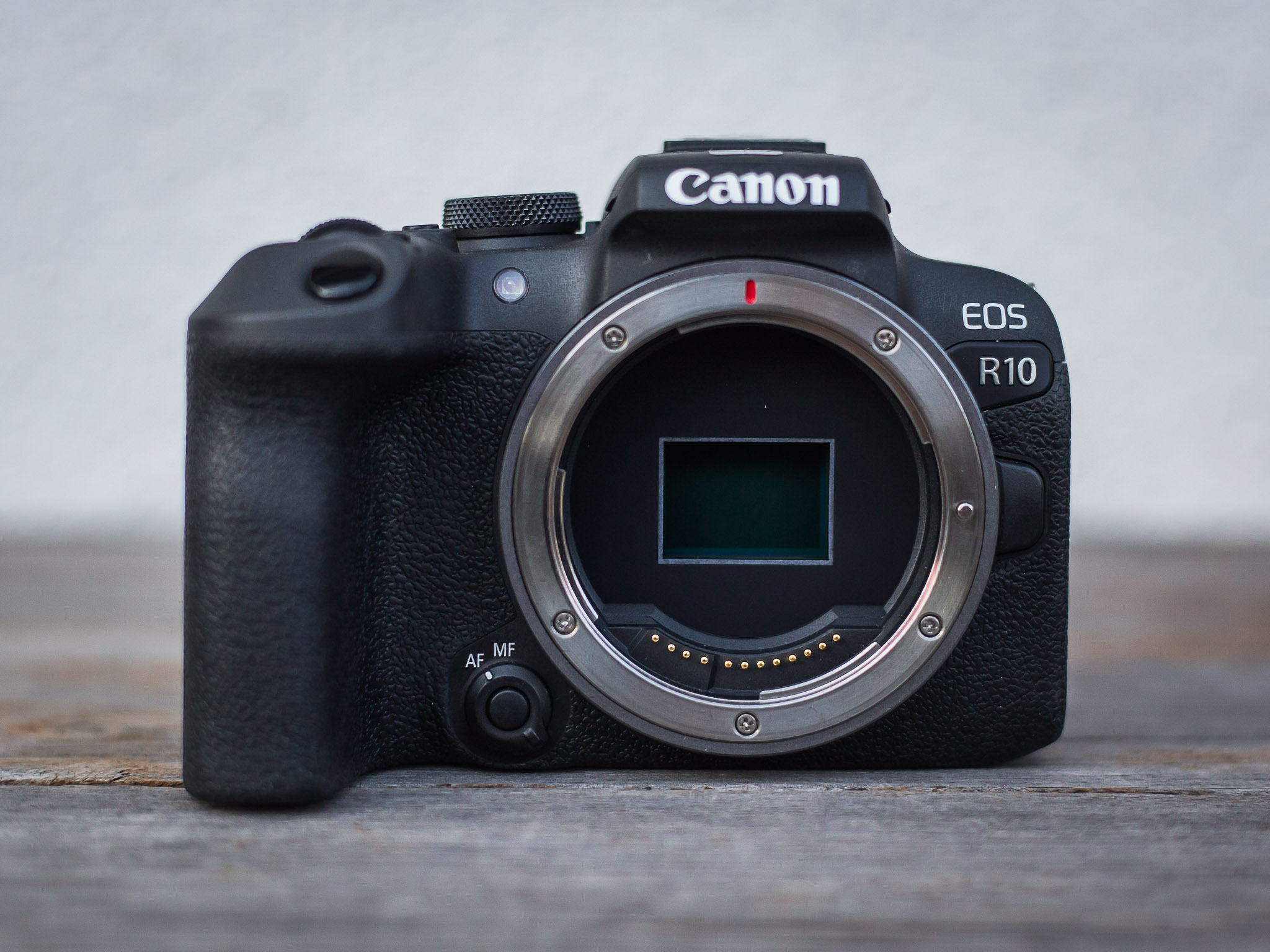 Canon EOS R10 image 7